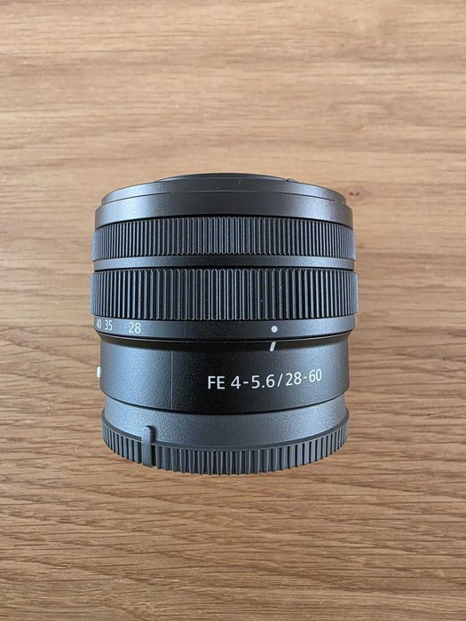 Obiectiv full frame Sony 28-60 f4-5.6 nou (0 cadre 0 min filmare)