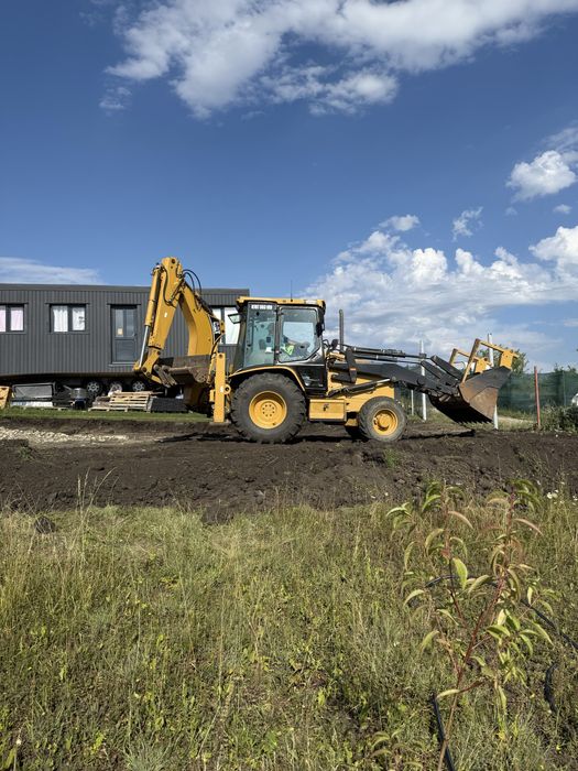 Buldoexcavator de inchiriat/ Buldo/Utilaj