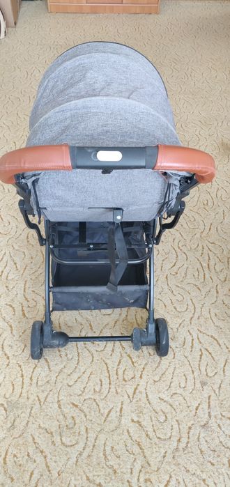 Коляска детская прогулочная