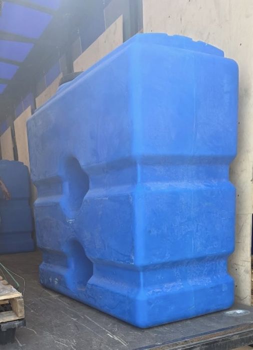 Бак для воды 1000 литров