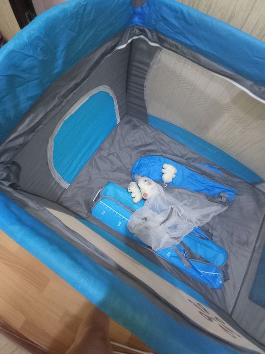 Детский складной манеж