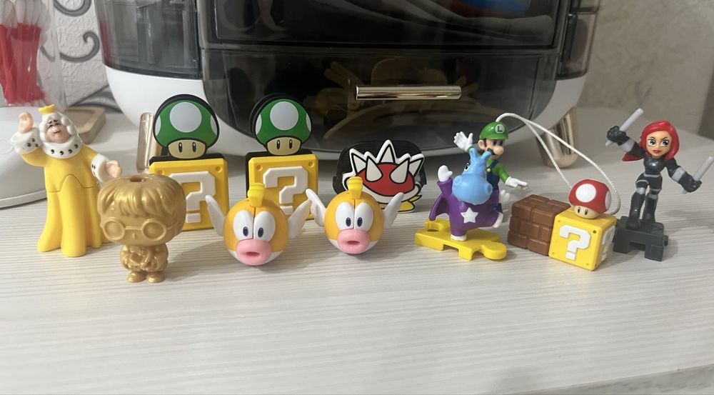 Киндеры фигурки.