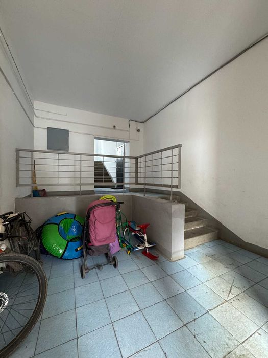 Продам 2 комнатную квартиру