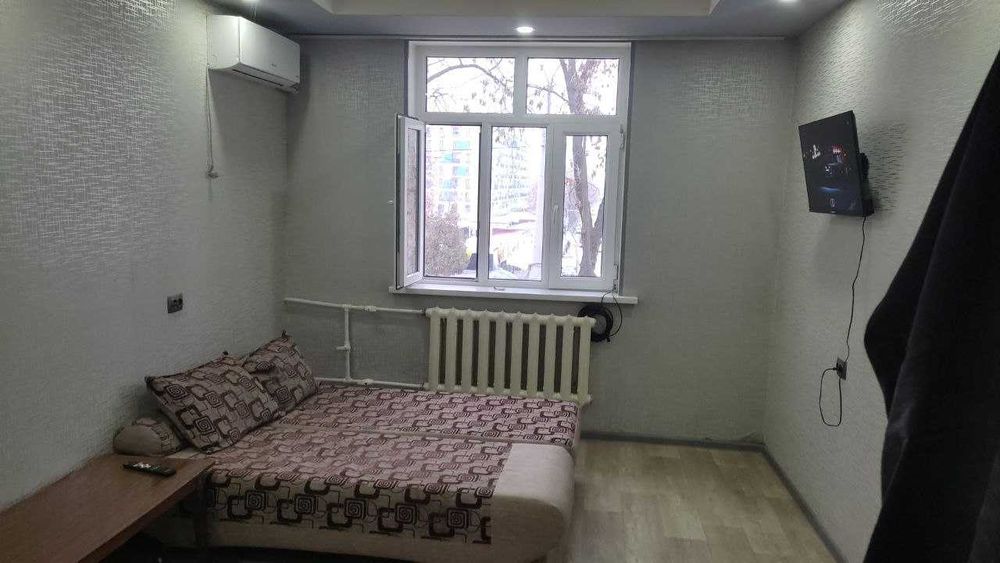 Сдаётся уютная 1-комнатная квартира с хорошим ремонтом.