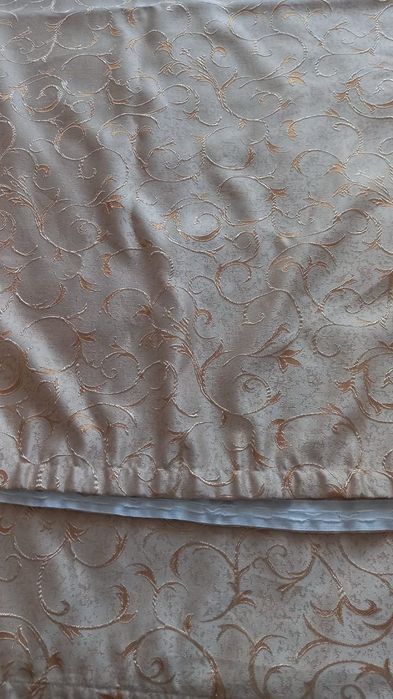 Продам шторы ,+ тюль.