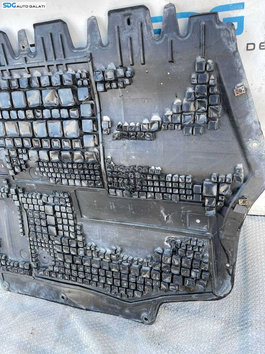 Scut Plastic Motor Volkswagen Jetta 2006 - 2011 Cod 1K0825237AG