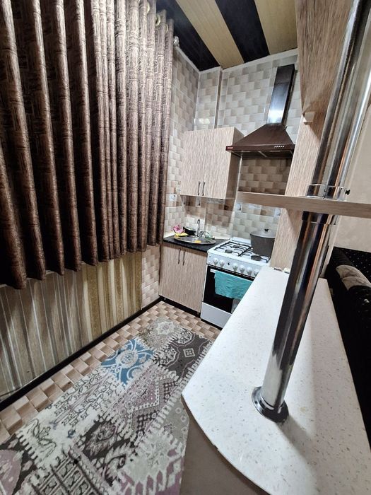 Новза метро 10 дакика юлда квартира