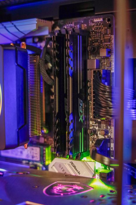 Гаранция! Геймърски компютър R5 5600/ 3070 / 16GB RAM / 480GB SSD