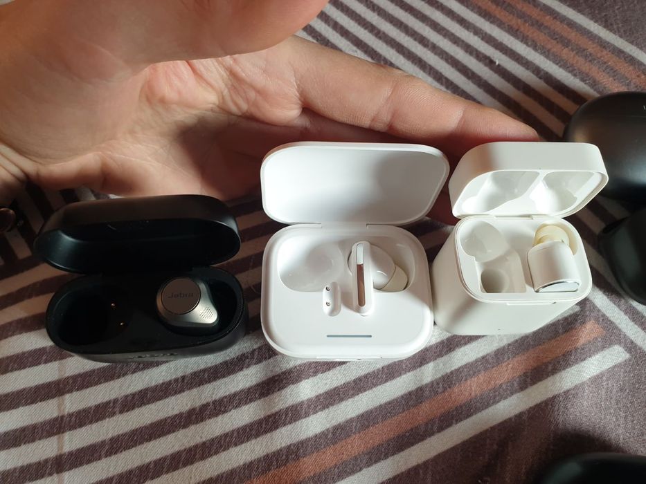 Продам оригинальные блютуз наушники Beats A2514