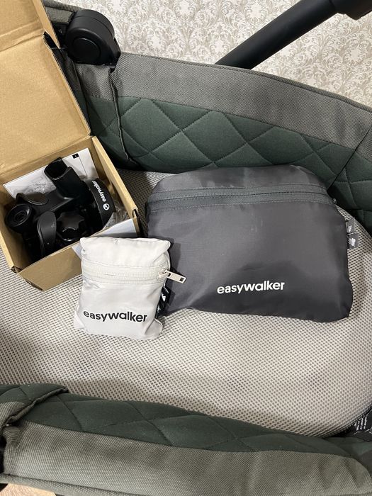 Срочно продам коляску бренда Easywalker 2 в 1