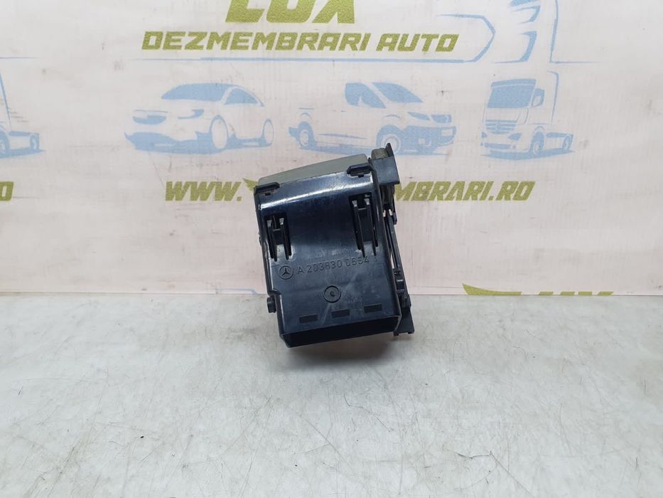 Grila ventilatie a2038300654 Mercedes-Benz C-Class W203 [2000 - 2004]
