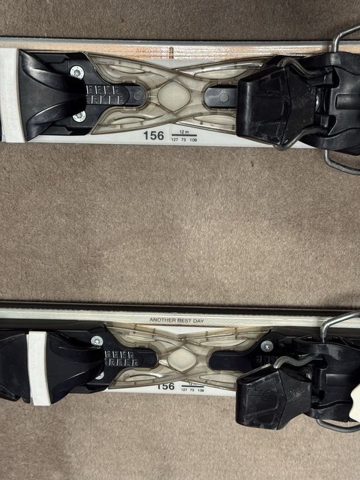 Rossignol Famous 8 156см + автомати Look