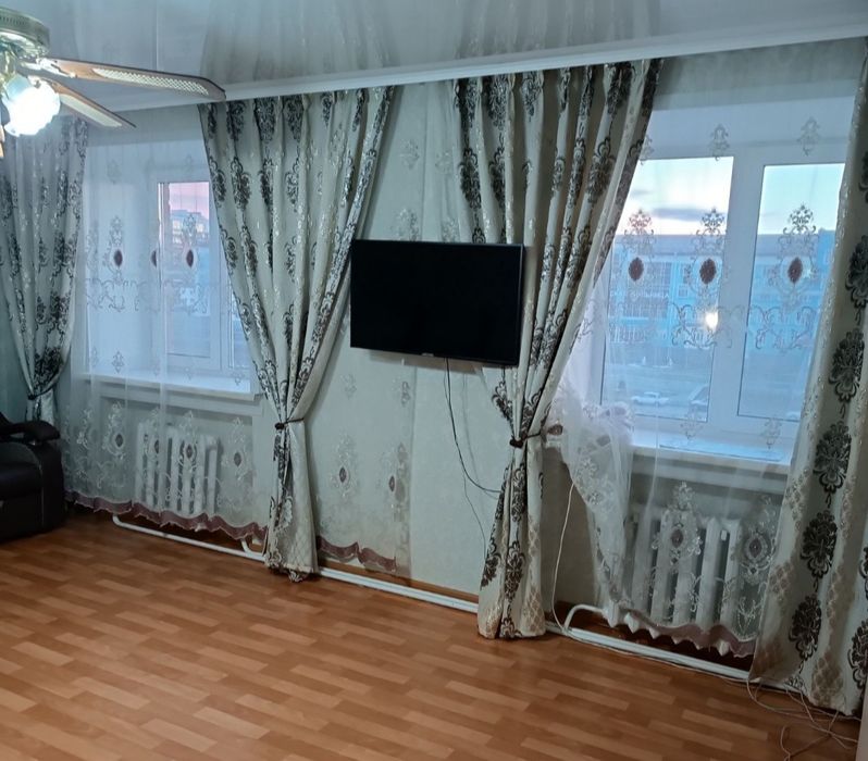 Продаются шторы партьерные с тюлью