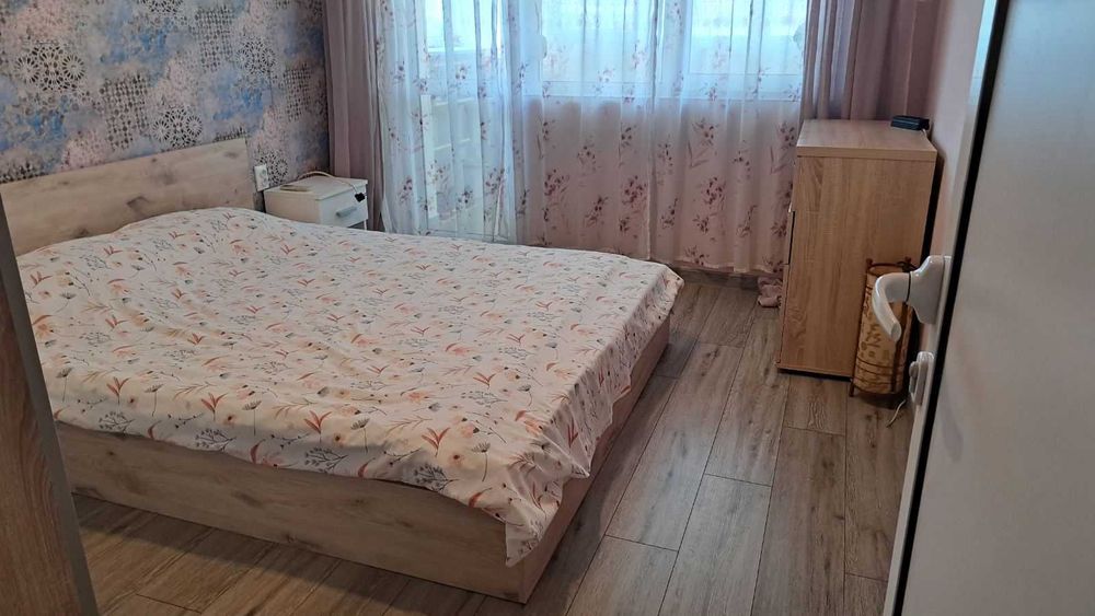 Тристаен апартамент за продажба