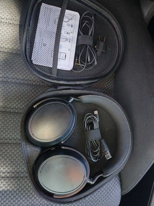 casti SENNHEISER Momentum 4 Wireless