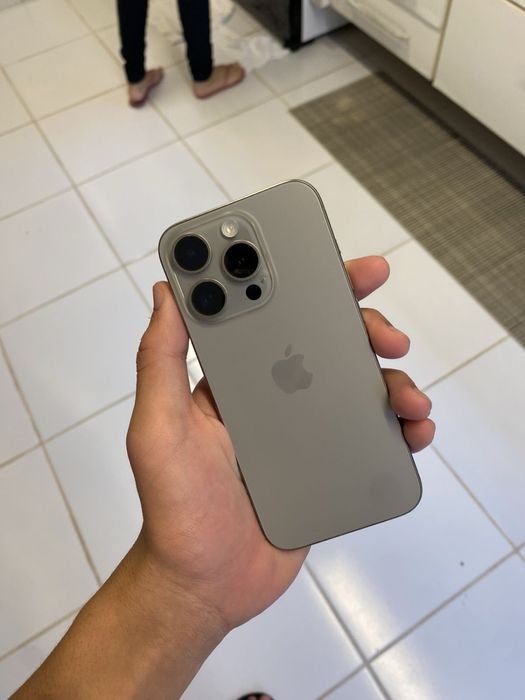 Продам iPhone 15 Pro Max 256 (Титан )