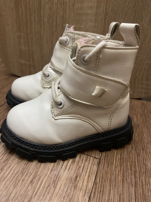 Ботиночки  на девочку21 размер