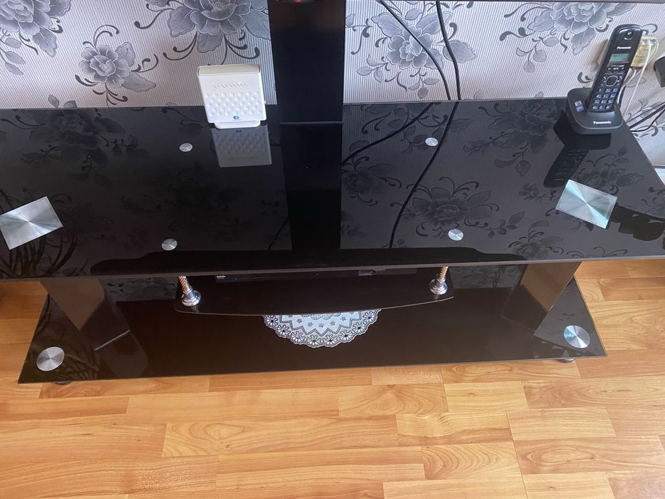 Подставка под телевизор