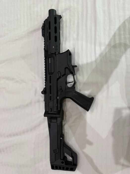 Airsoft replica