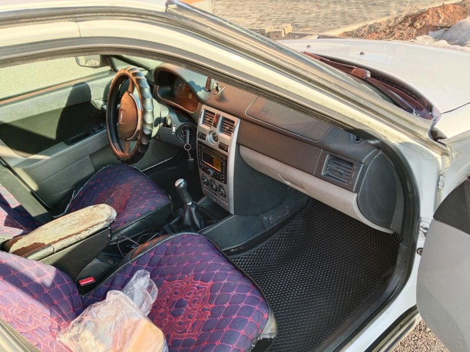 Продам Приору 2013 г.