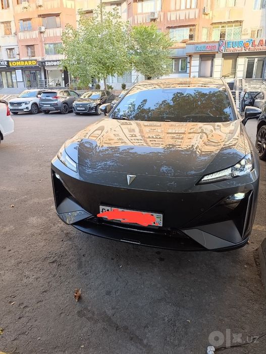Продаю Changan Deepal S07