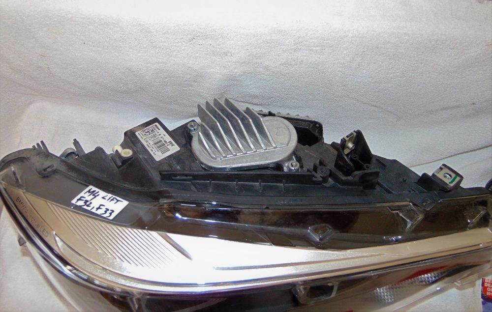 BMW M4 4er F32 F33 F82 LCI Facelift faruri far stanga dreapta full led