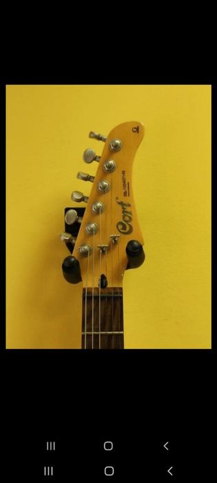 Elektro gitara sotiladi