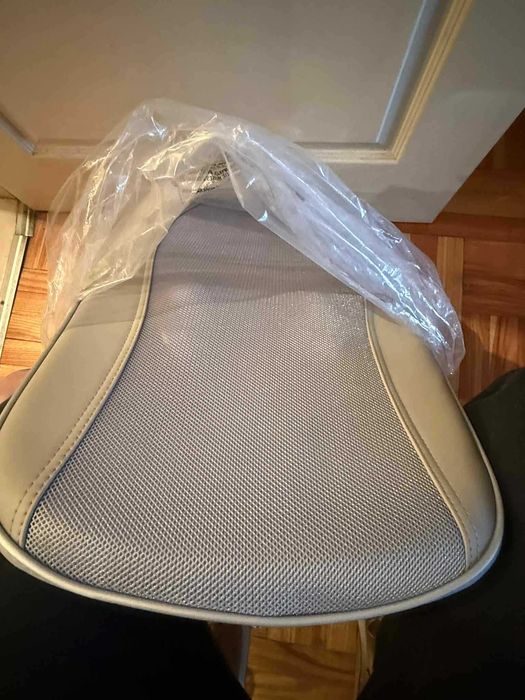 Масажор Wellneo Shiatsu 2в1 - за врат и гръб (нов)