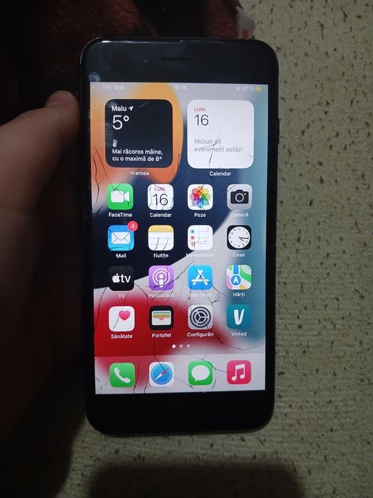 Vând iphone 7 plus super urgent