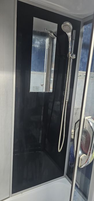 Душевая кабина  с ванной