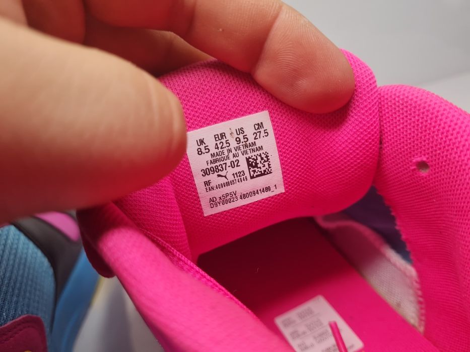 Баскетболни Кецове Puma Scoot 1 NL

Чисто нови с кутия.

Размер 42.5 с