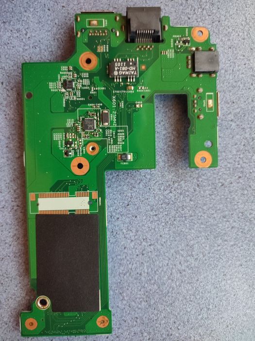 Продавам захранваща платка от Dell Inspiron N5010