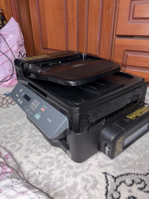 Epson M200 printer scaner kserokopiya holati ideal kam ishlatilgan