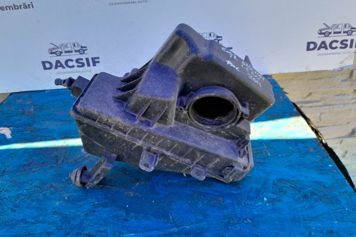 Carcasa filtru aer 14764104 - 1.5 DCI 14764104 - 1.5 DCI Nissan Qashq