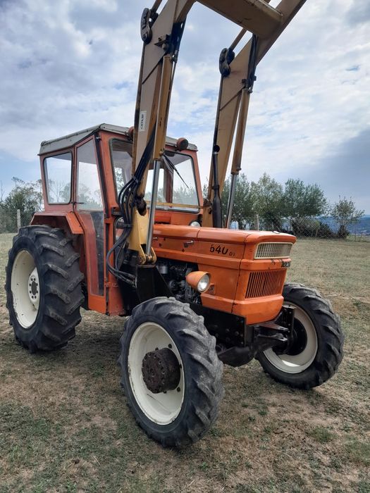 Vând tractor Fiat 640 Dtc si Incarcator frontalUtb Dt