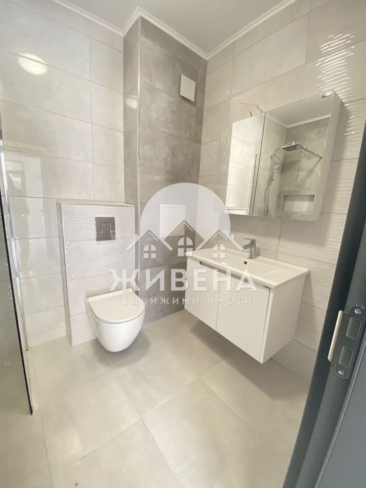 Продава 3-стаен апартамент, с.Топола, до Балчик, 137 кв.м