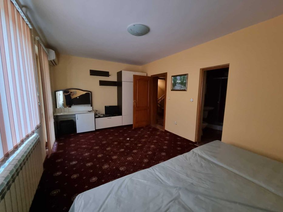 Продава се Хотел в Асеновград - 750 кв.м за 1020 €/кв.м - Снимка #15