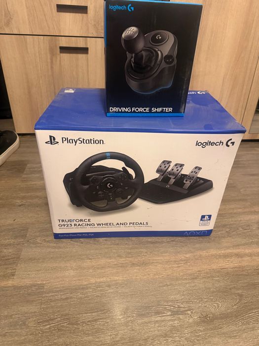Volan Logitech gaming