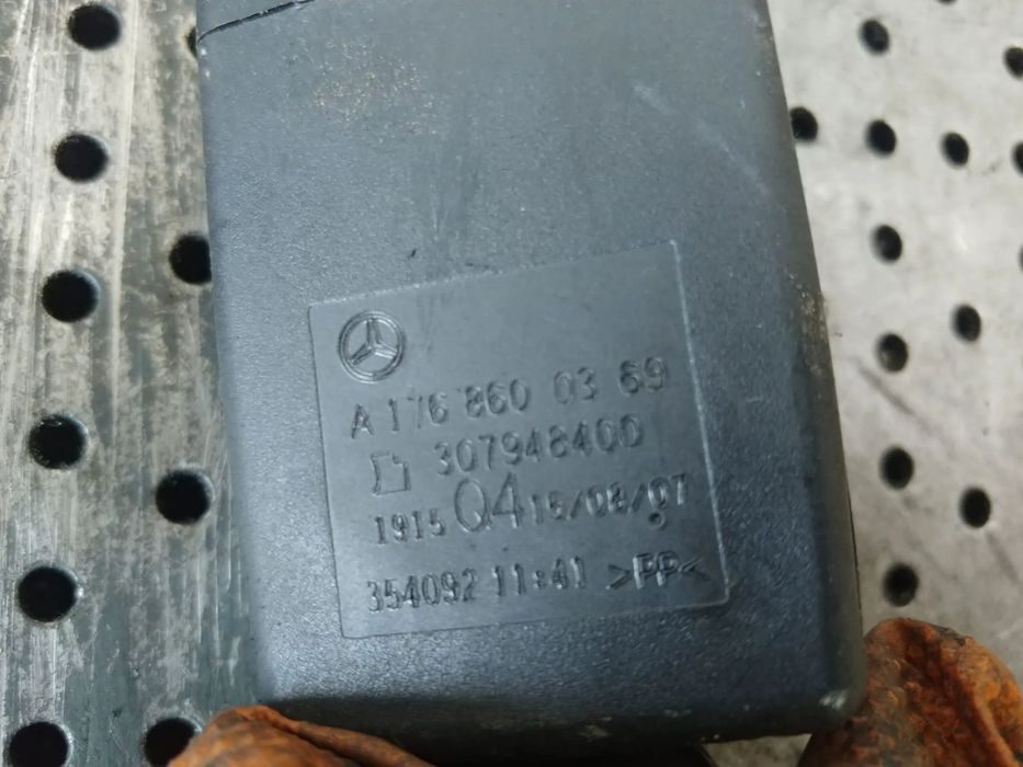 teaca centura stanga spate mercedes cla x117 2017 a1708600369   307948400