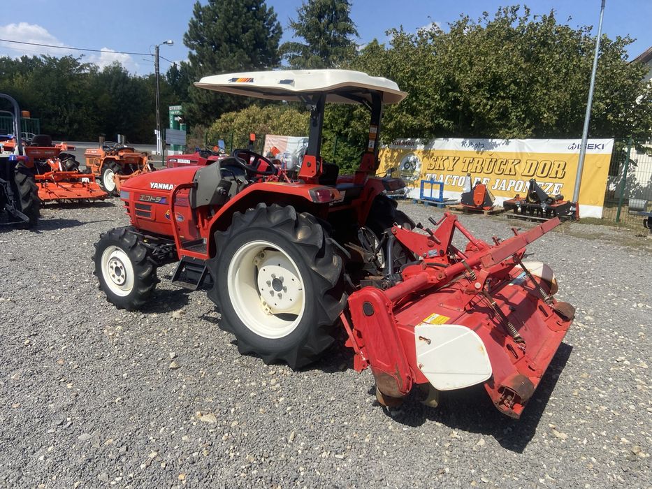 Tractor japonez Yanmar AF330, 4x4, 30cp + freza
