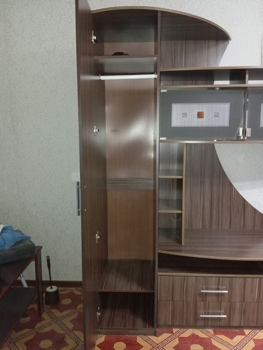 Продам срочно стенку