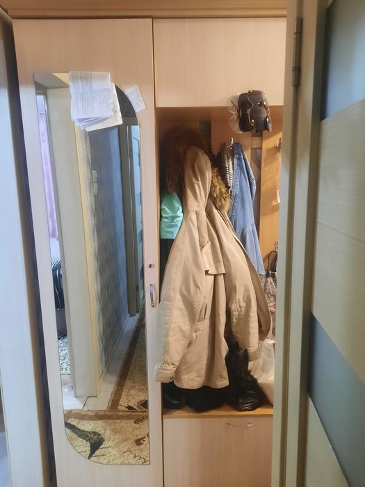 Продам прихожку !