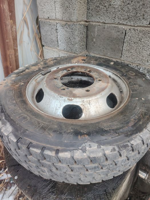 Грузовой авто шины