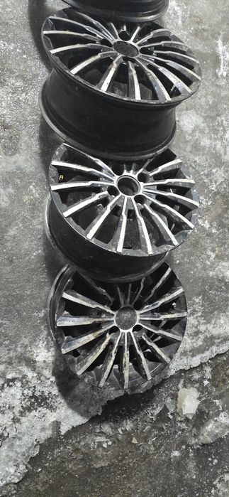 Продаю б/у диски