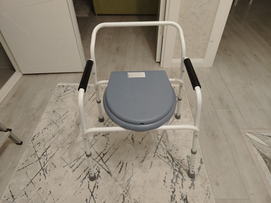 Кресло туалет для взрослых