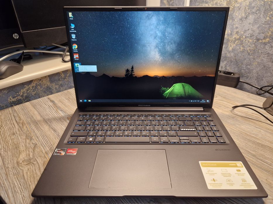 Ноутбук Asus Vivibook 16 M1605Y  Мощный решит многие задачи