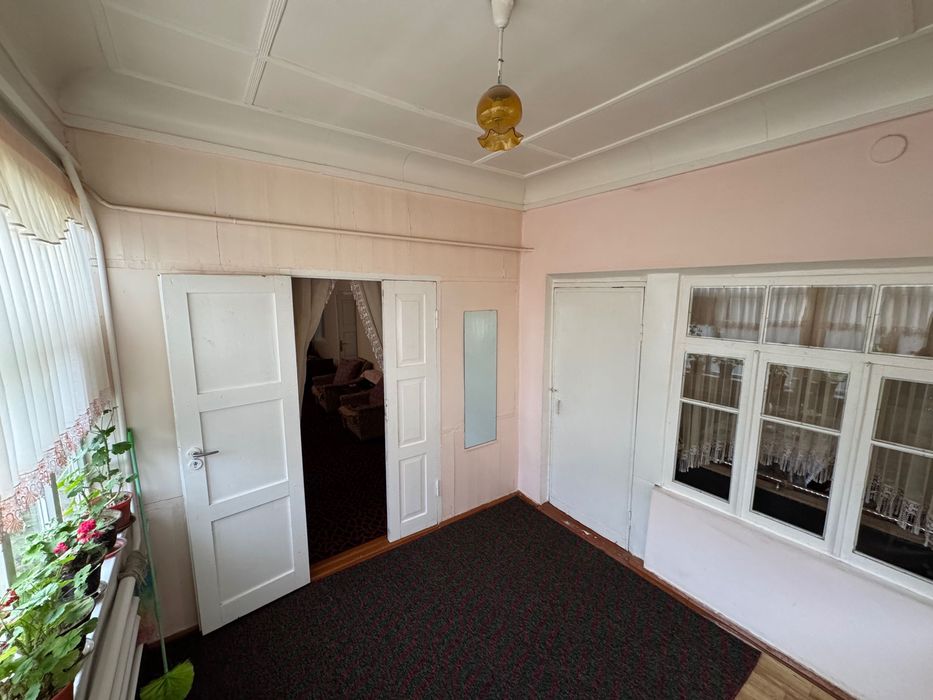 Ховли уй сотилади!