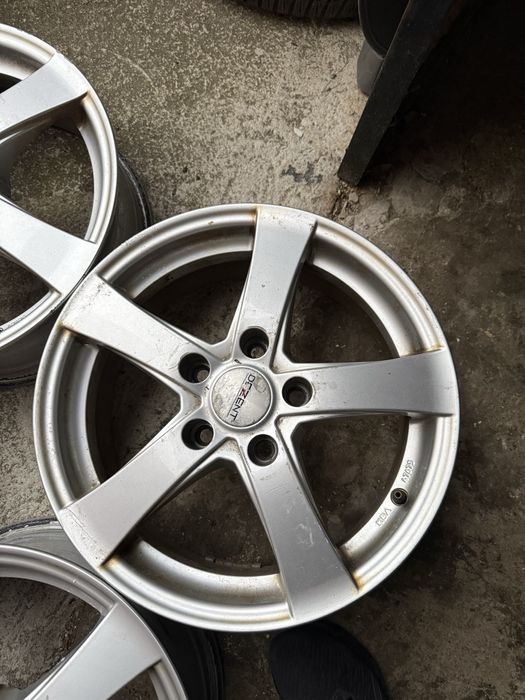 Джанти 16 цола Dezent 5x114.3