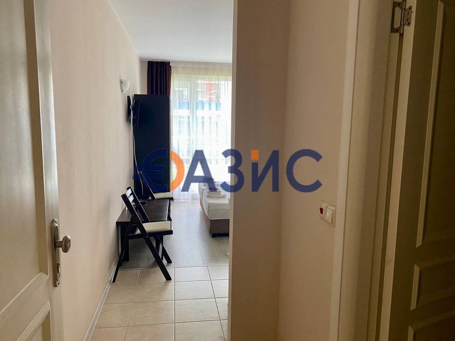 Продава се Едностаен апартамент в к.к. Слънчев бряг - 35 кв.м за 714 €/кв.м - Снимка #11