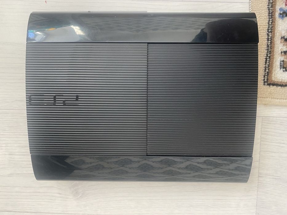 Продам PS3 в хорошом состояние